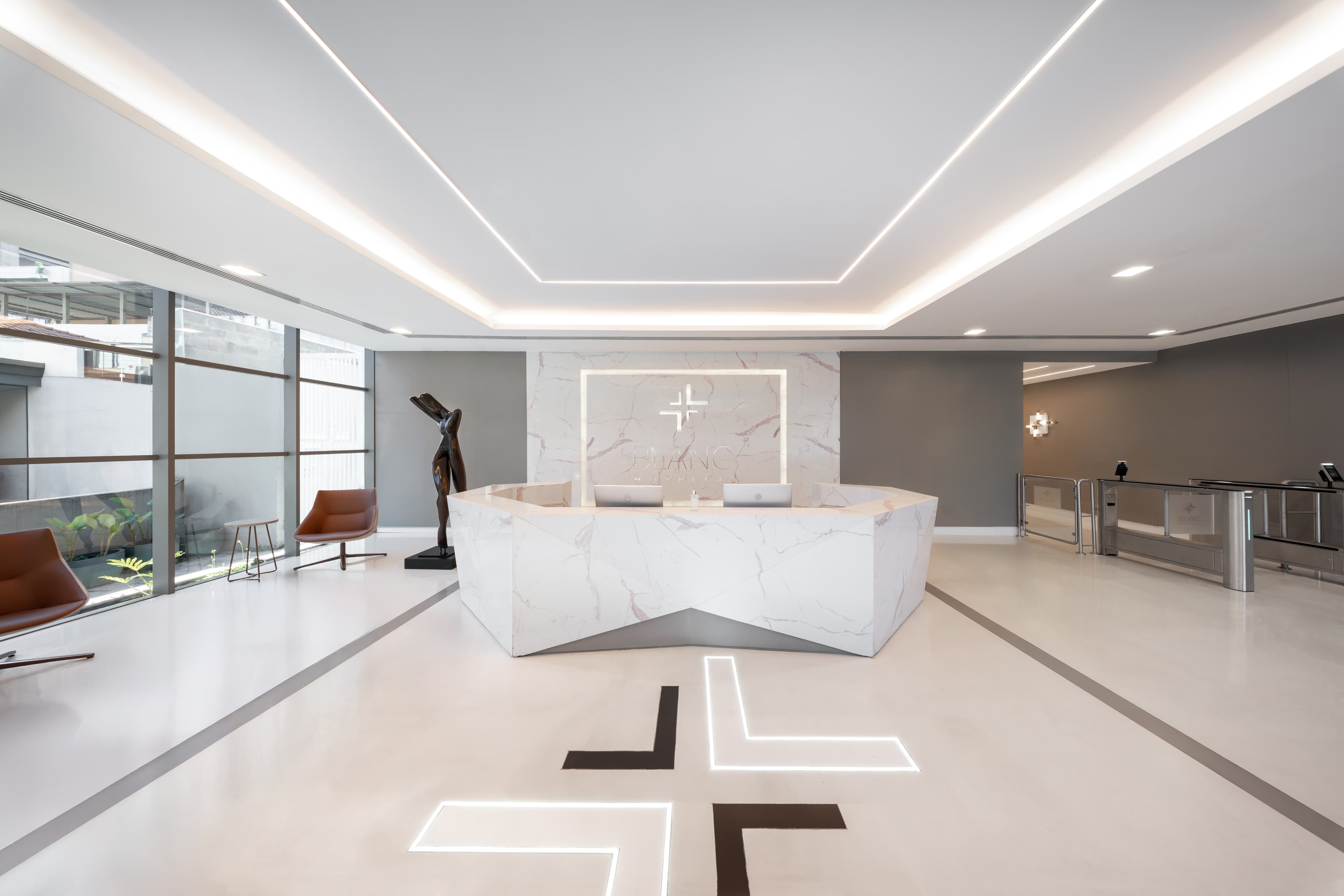 Lobby do Hospital Blanc